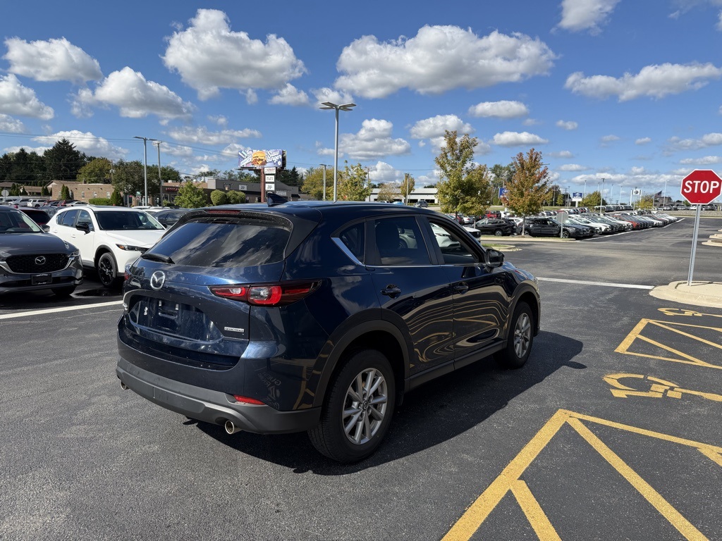 2023 Mazda CX-5 2.5 Select photo 3