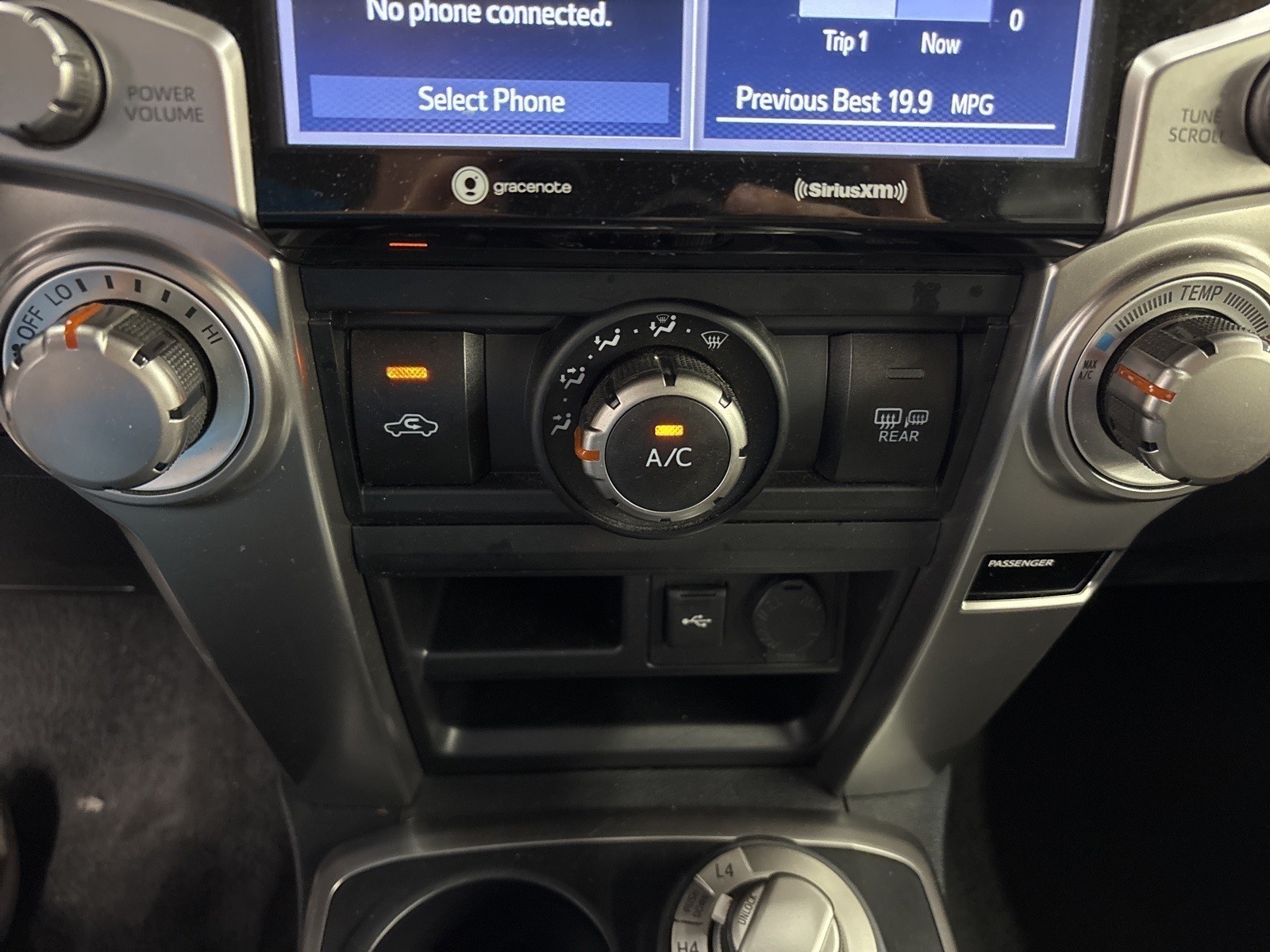 2024 Toyota 4Runner SR5 photo 15