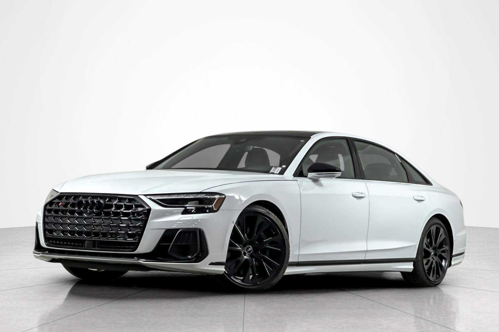 2025 Audi S8 Base's photo