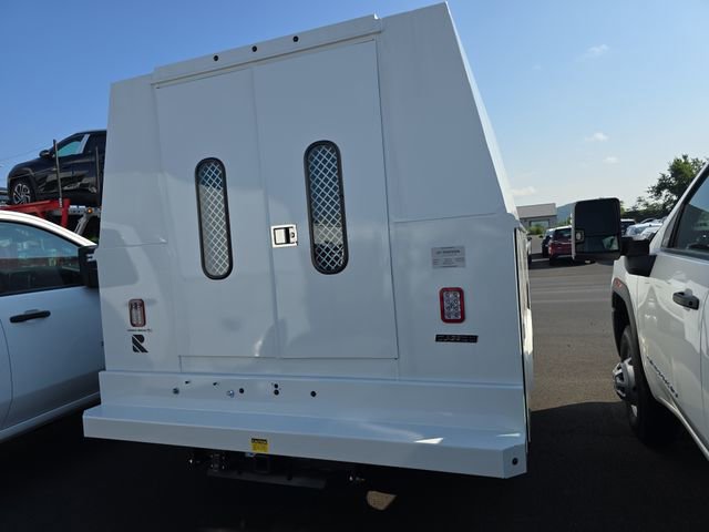 2025 Chevrolet Silverado 3500HD Work Truck photo 4