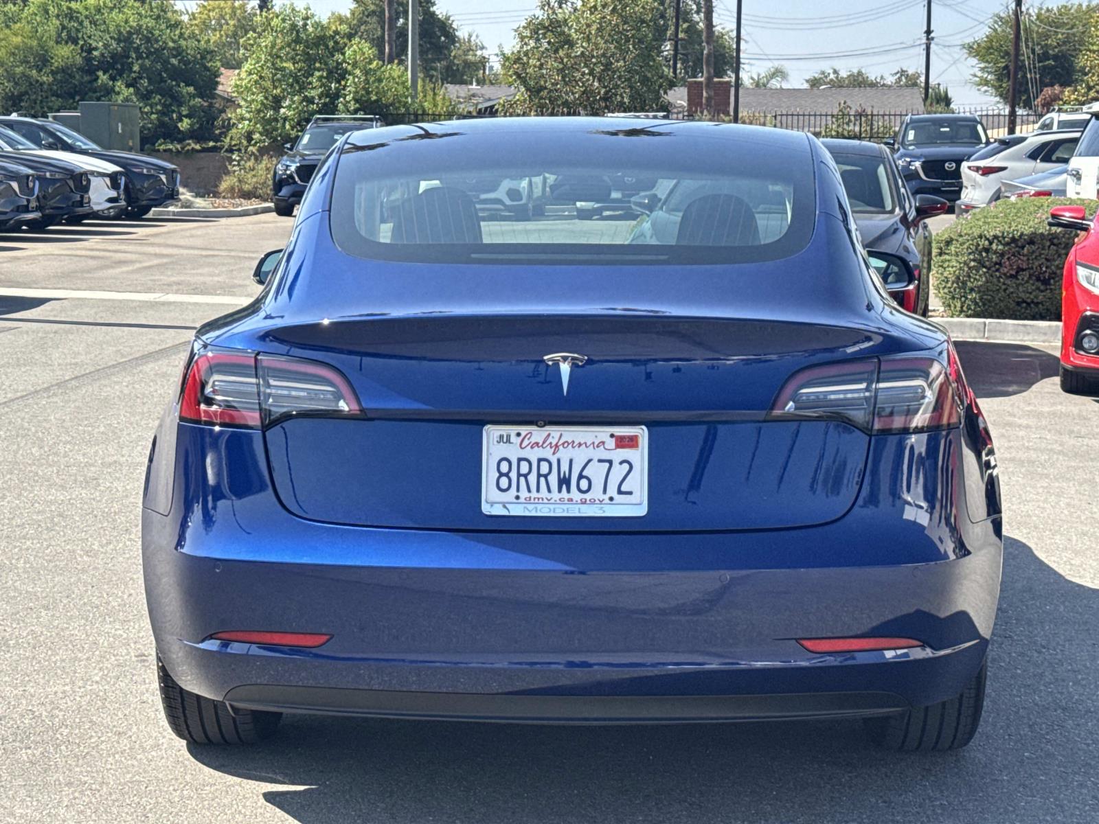 2020 Tesla Model 3 Standard Range Plus photo 4