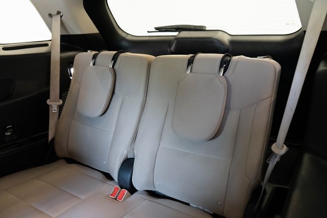 2022 Ford Explorer XLT photo 16