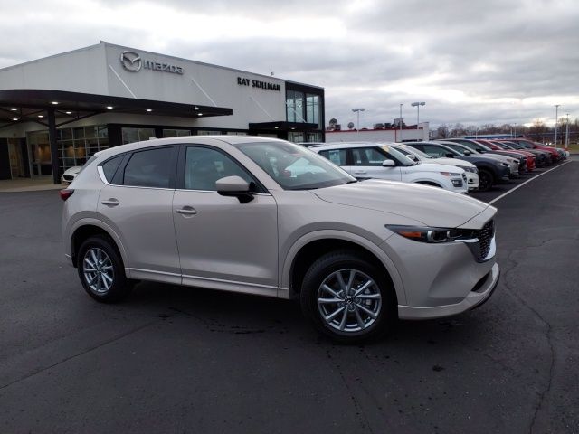 2025 Mazda CX-5 Base's photo