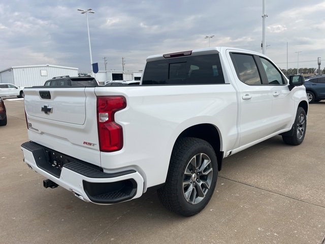 2026 Chevrolet Silverado 1500 RST photo 4