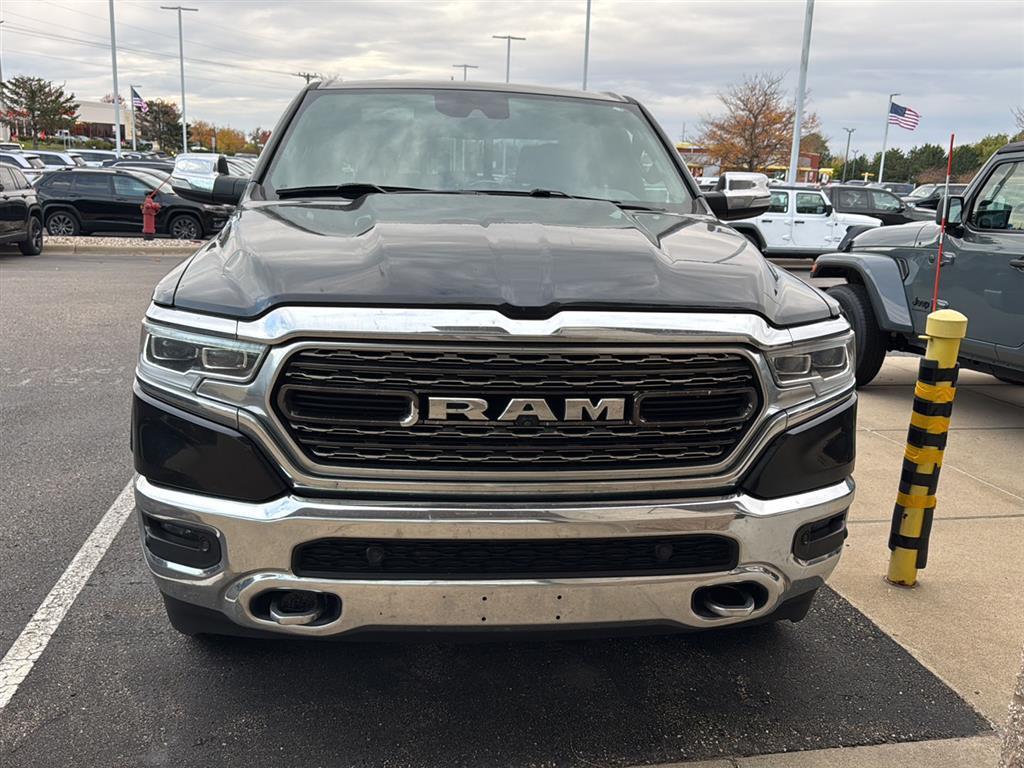 Used 2020 RAM Ram 1500 Pickup Limited with VIN 1C6SRFHT5LN196175 for sale in Waconia, Minnesota