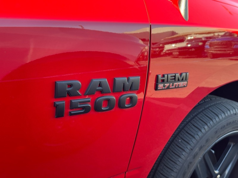 2018 Ram 1500 Sport photo 2