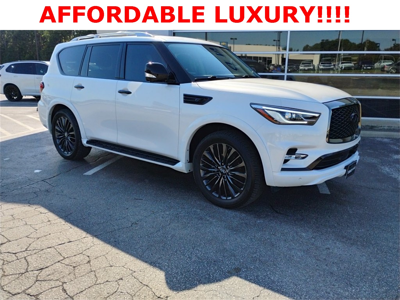 2023 INFINITI QX80 PREMIUM SELECT's photo