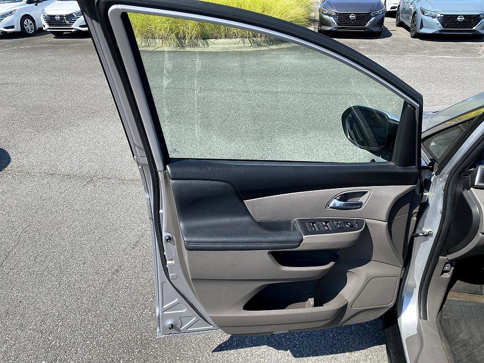 2014 Honda Odyssey EX-L photo 7