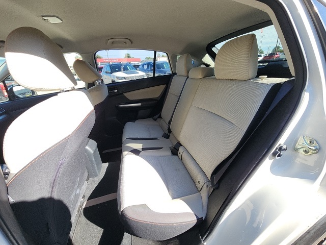 2016 Subaru Crosstrek 2.0i Premium photo 15