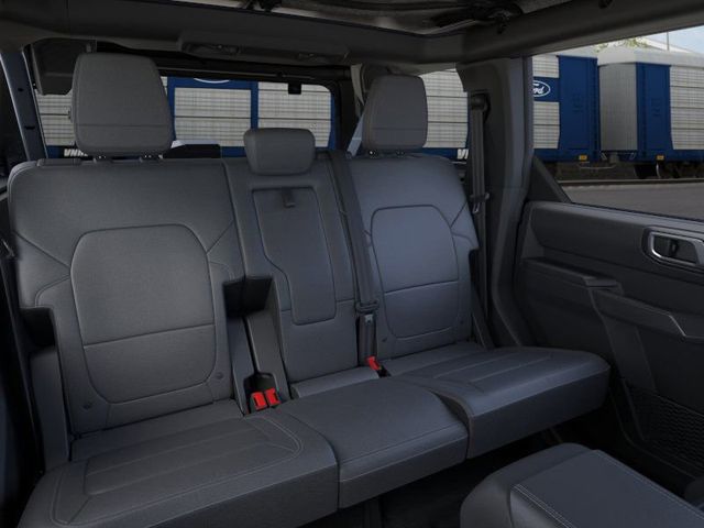 2025 Ford Bronco Outer Banks photo 10