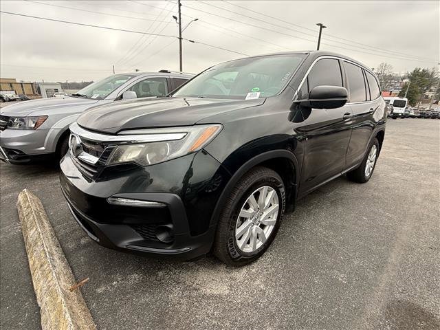 2019 Honda Pilot LX's photo