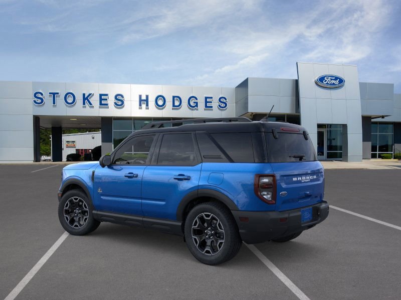 2025 Ford Bronco Sport Outer Banks photo 3