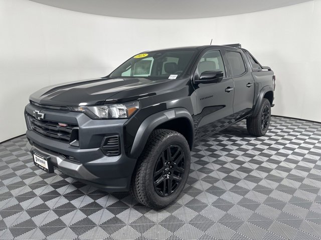 2025 Chevrolet Colorado Trail Boss photo 4