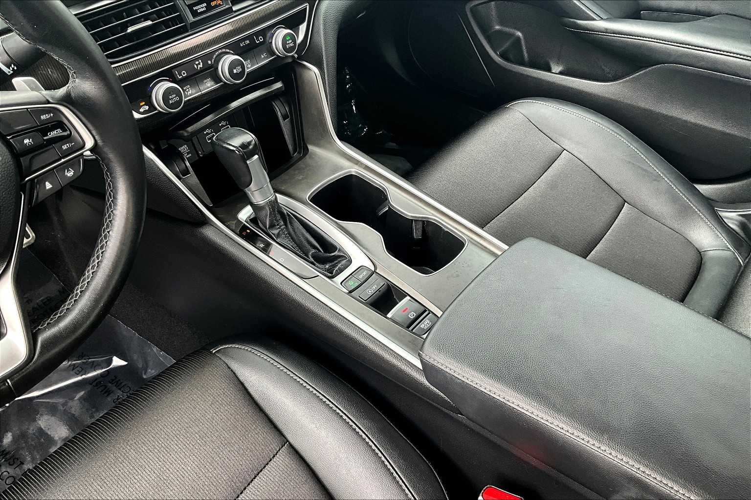 2022 Honda Accord Sport photo 15