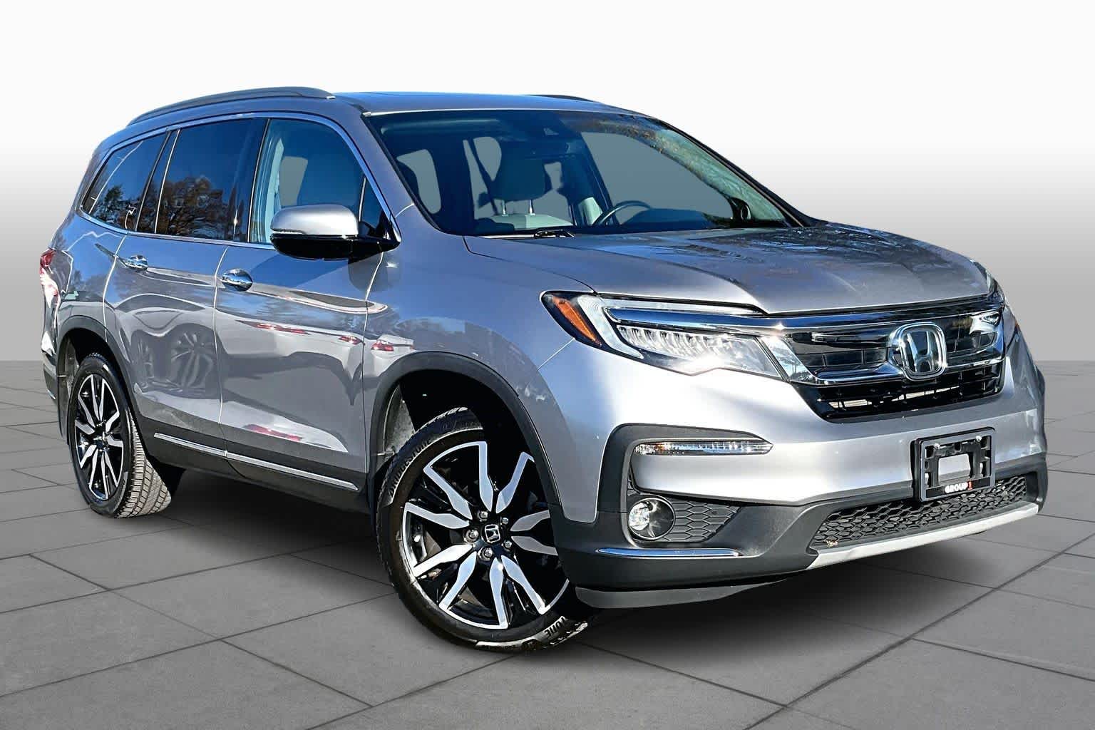 2021 Honda Pilot Touring photo 2