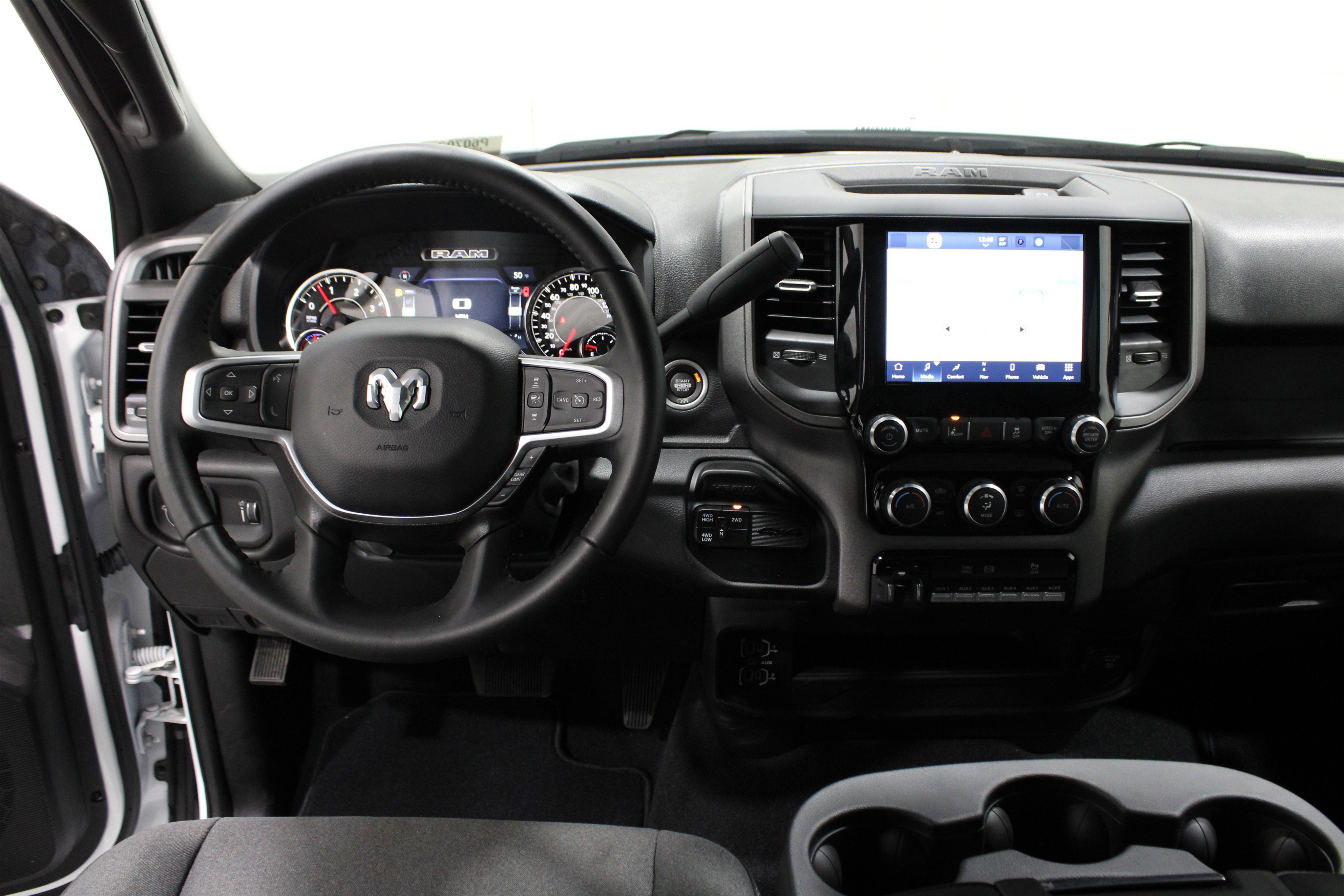 2024 Ram 3500 Tradesman photo 2