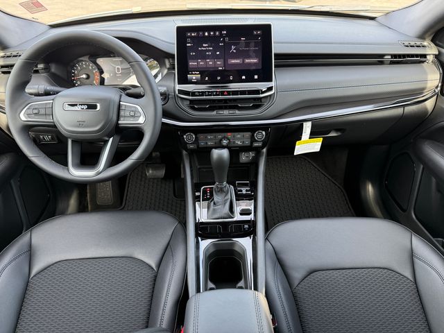 2026 Jeep Compass Latitude photo 20