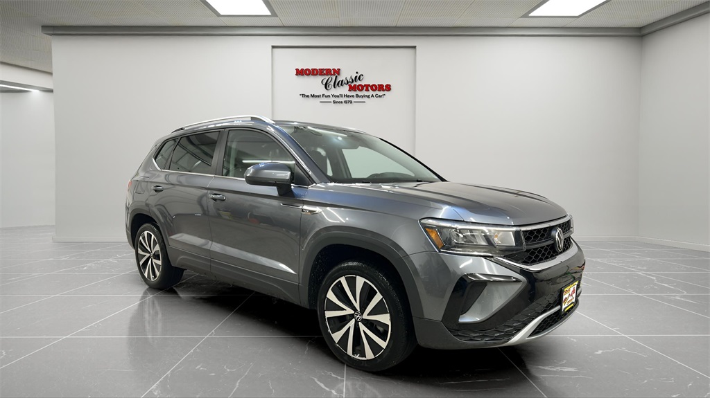 2024 Volkswagen Taos SE