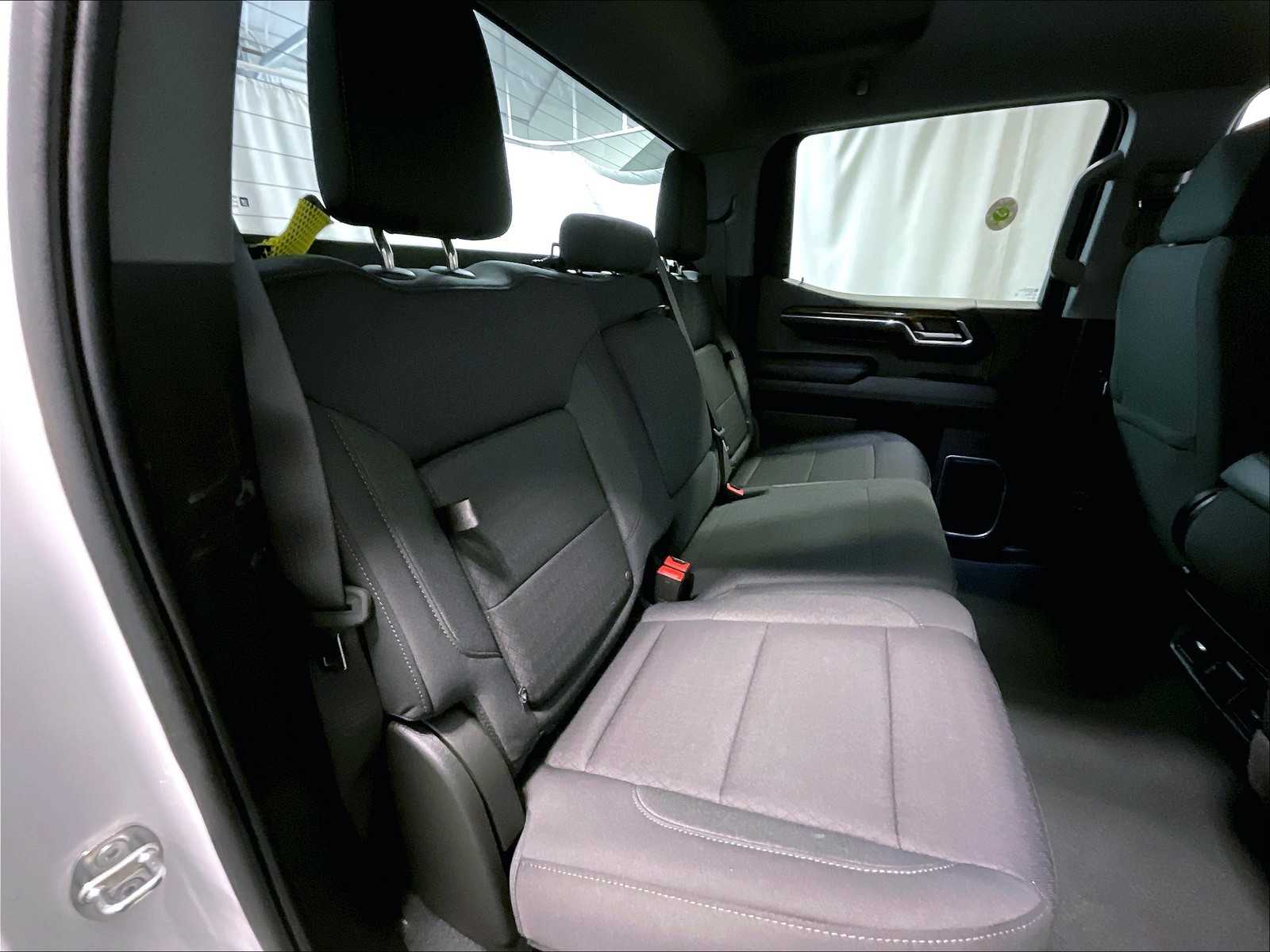 2024 Gmc Sierra 1500 Elevation photo 32