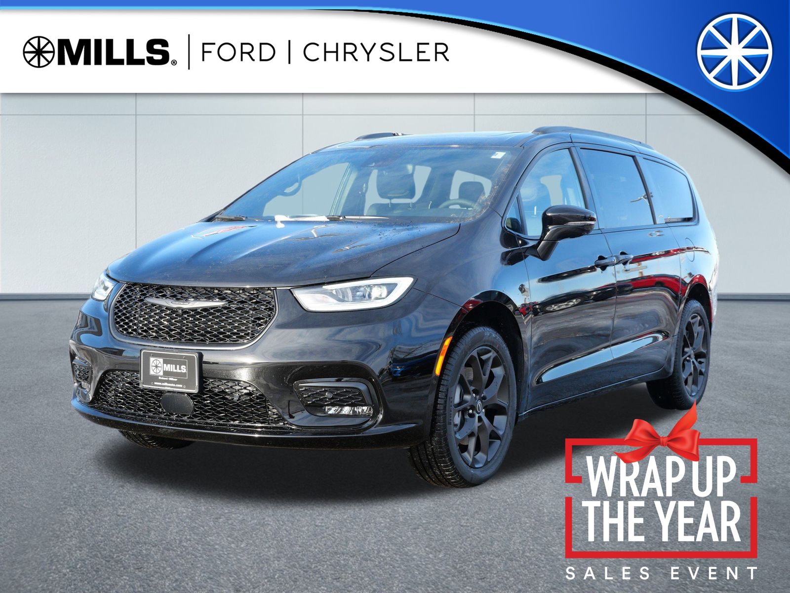 2026 Chrysler Pacifica Limited's photo