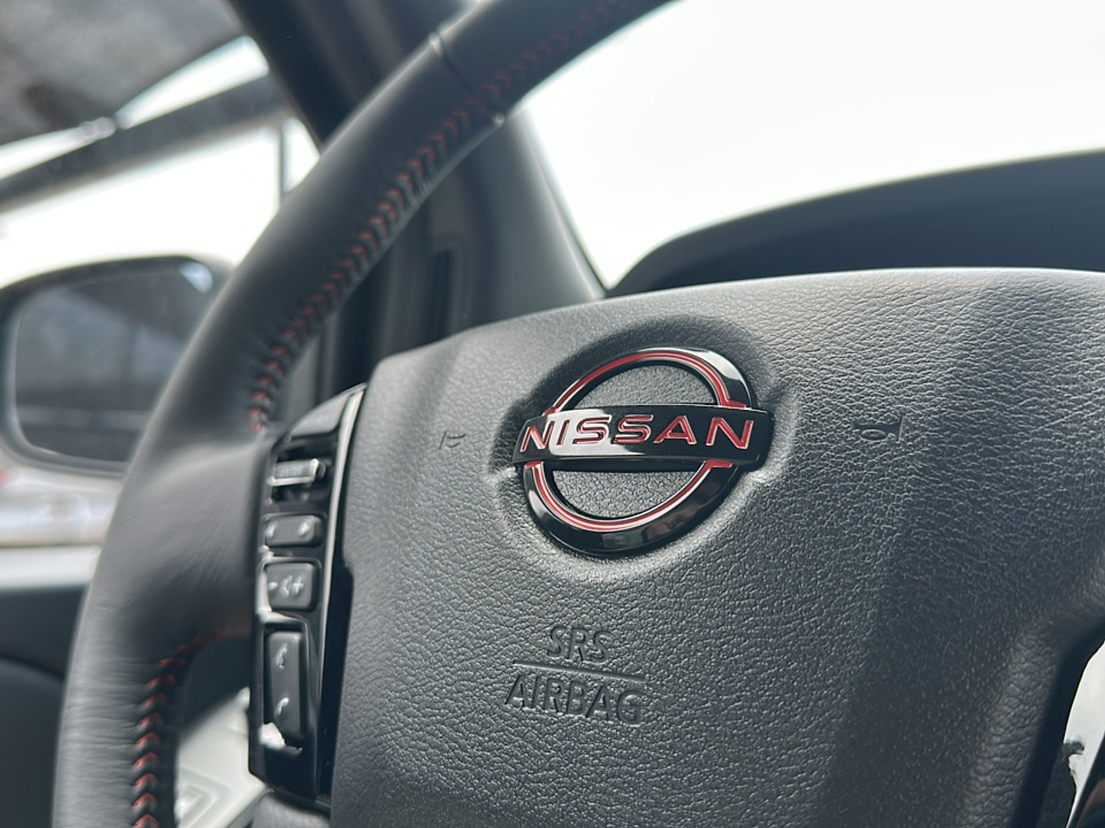 2025 Nissan Frontier PRO-X Crew Cab photo 9