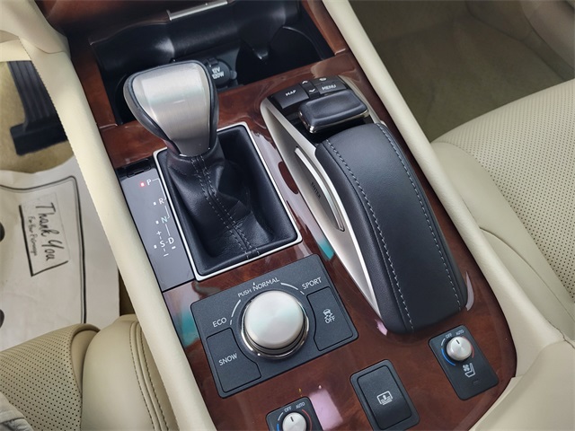 2016 Lexus LS 460 photo 14