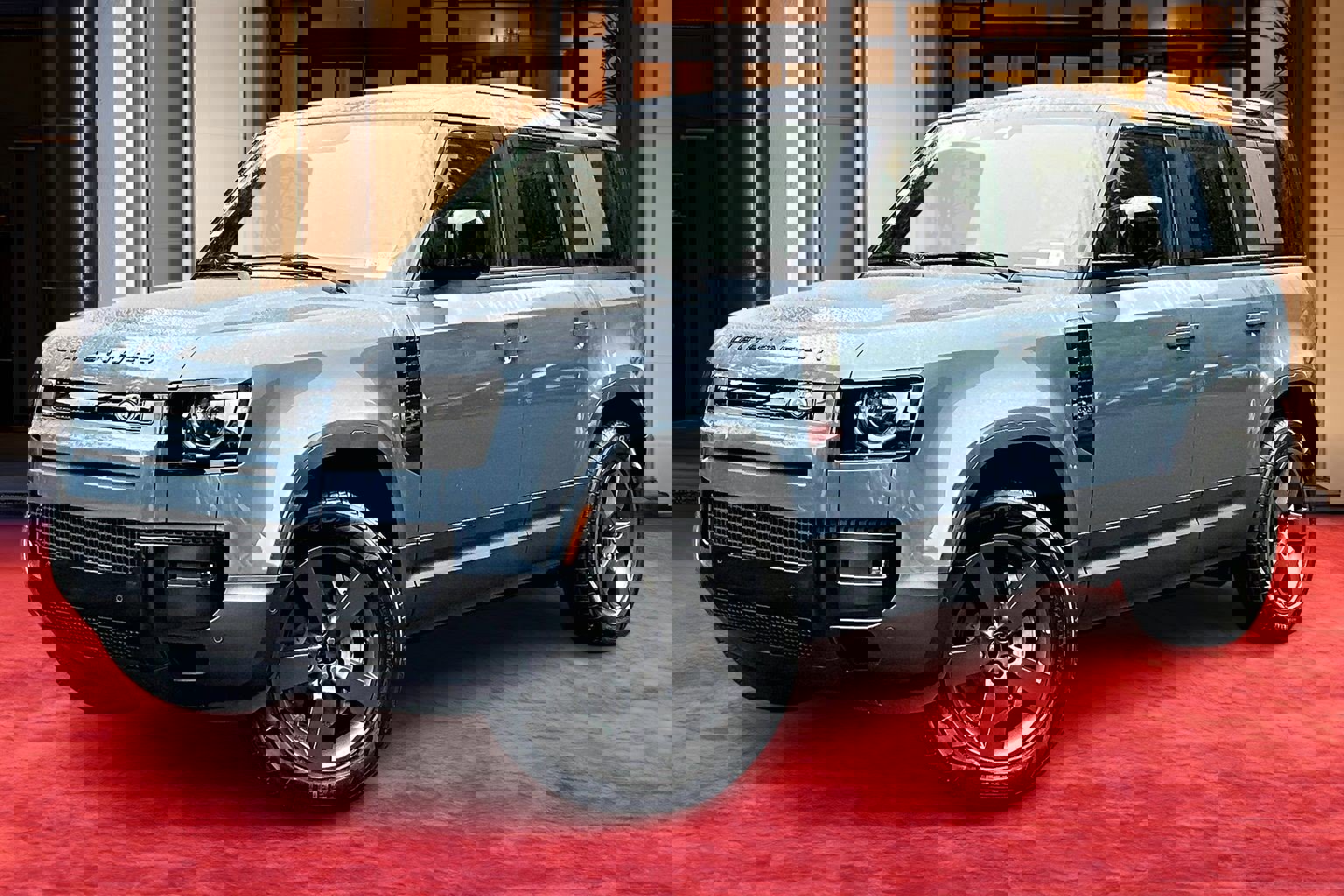 2026 Land Rover Defender S's photo