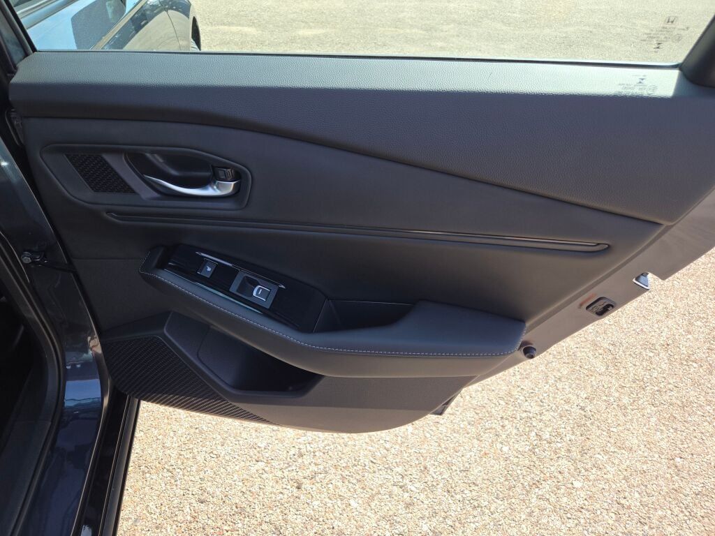 2024 Honda Accord Hybrid Touring photo 6
