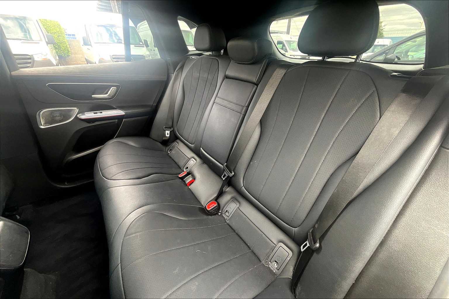2023 Mercedes Benz EQE SUV 350 photo 18