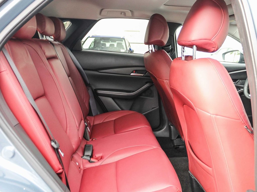 2024 Mazda CX-30 2.5 S Carbon photo 18