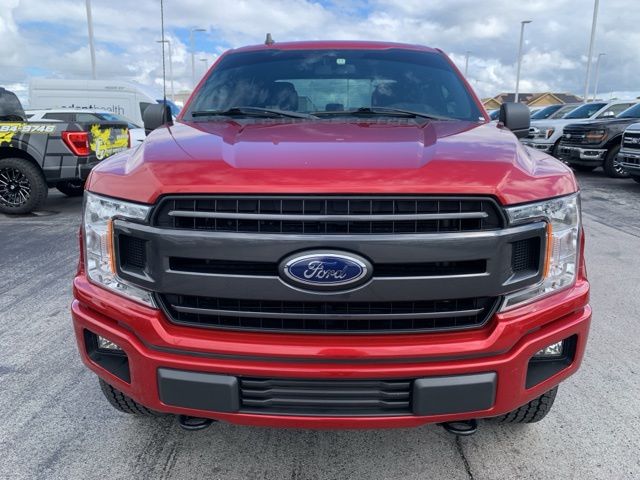 2020 Ford F-150 XLT photo 2