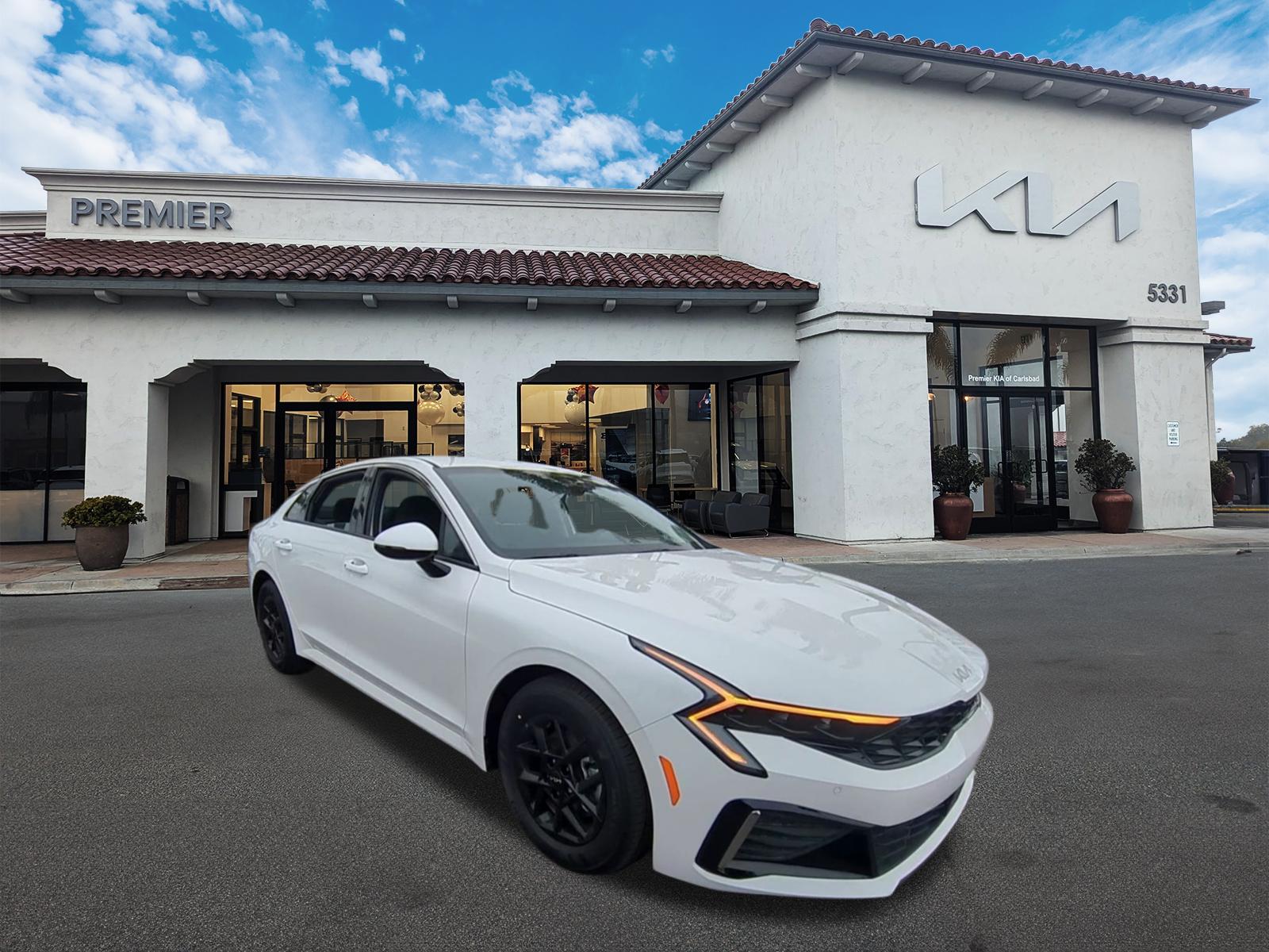 2025 Kia K5 LXS photo 2