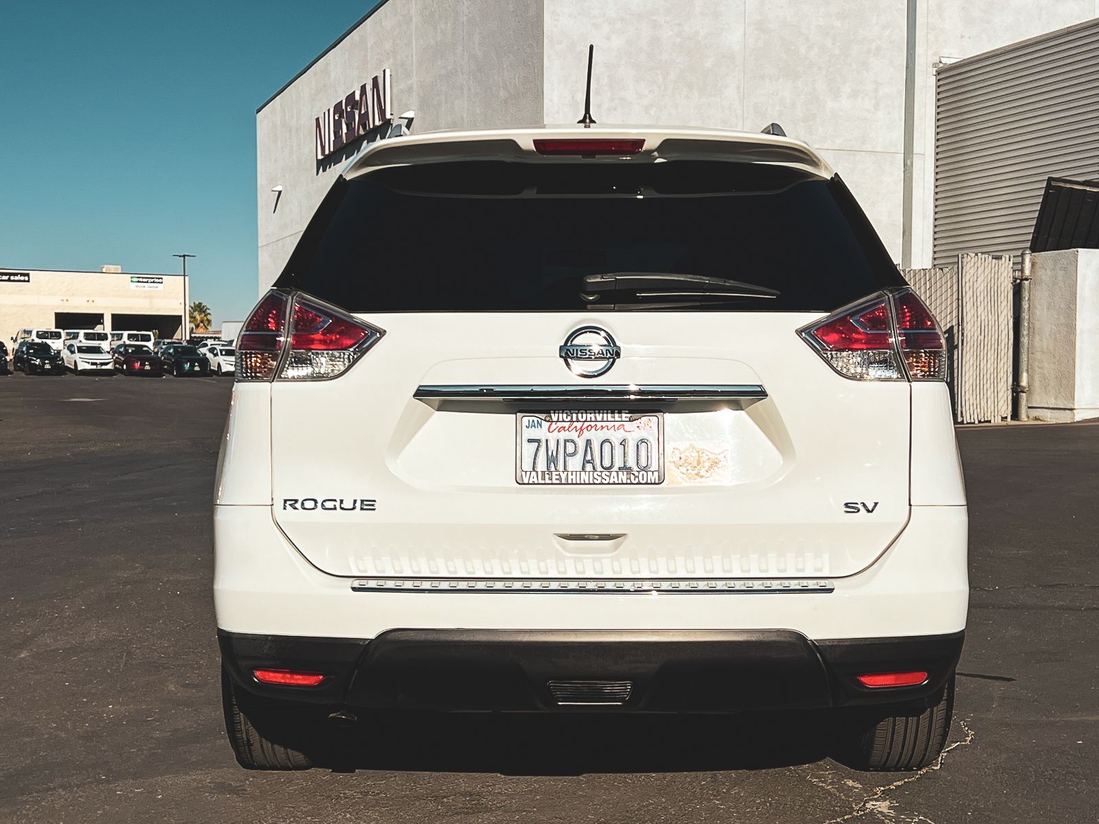 2016 Nissan Rogue SV photo 5