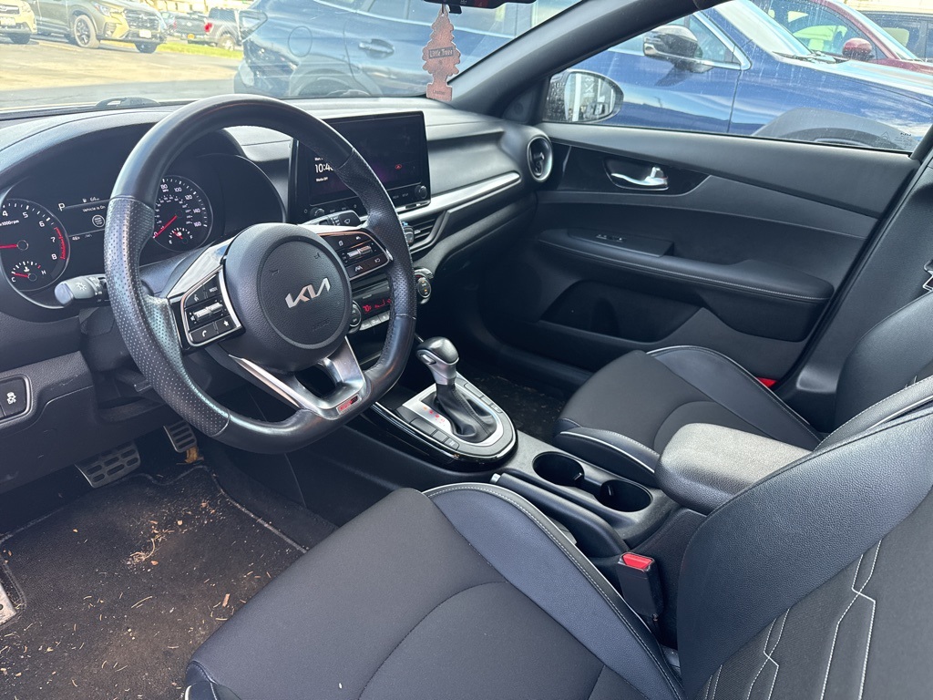 2023 Kia Forte GT-Line photo 3