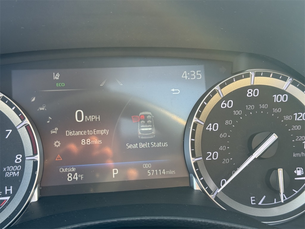2022 Toyota Highlander XLE photo 28
