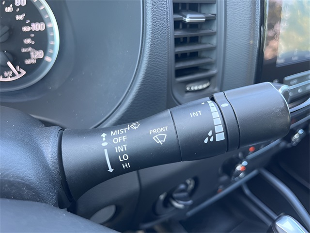 2022 Nissan Frontier S photo 24