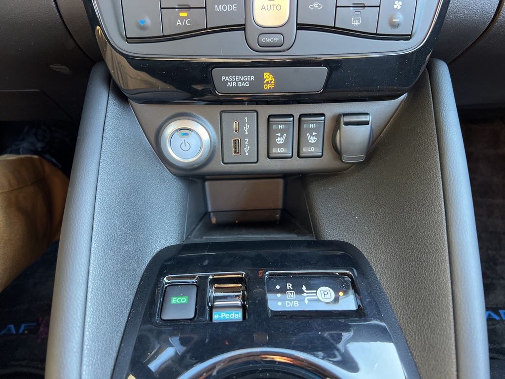 2024 Nissan Leaf SV Plus photo 11