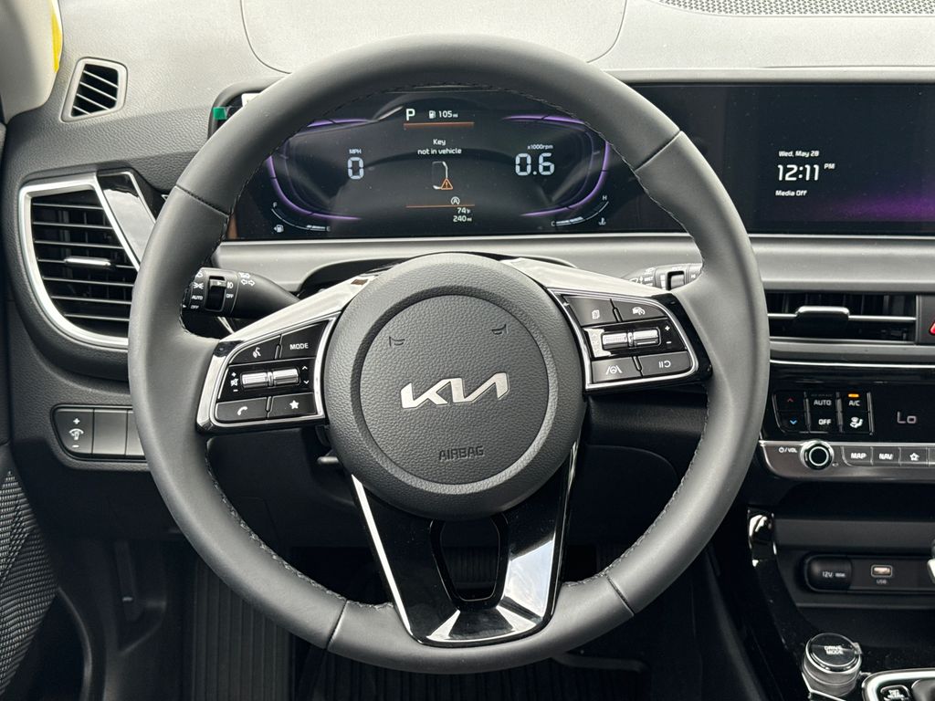 2025 Kia Seltos S photo 23