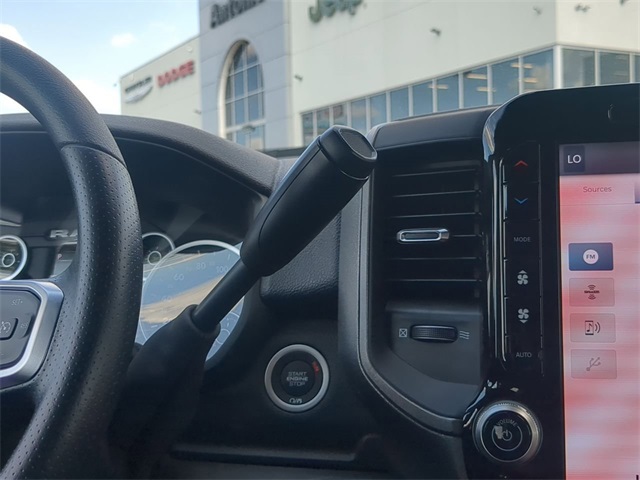 2025 Ram 2500 Tradesman photo 19