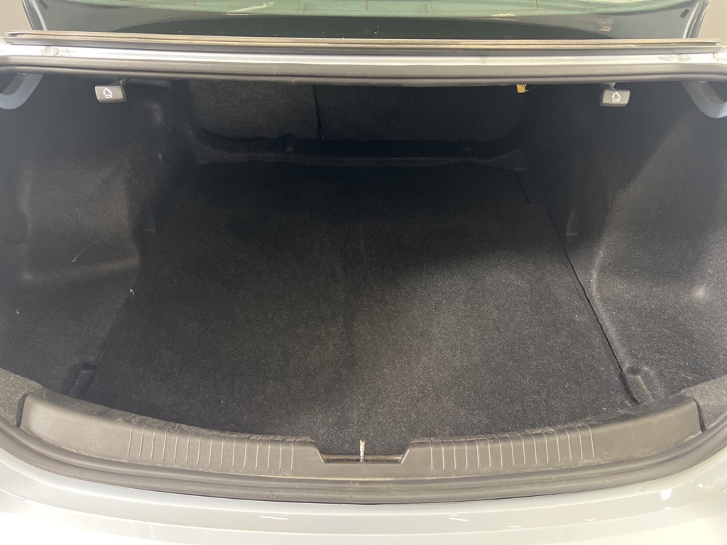 2017 Chevrolet Malibu 1LT photo 18
