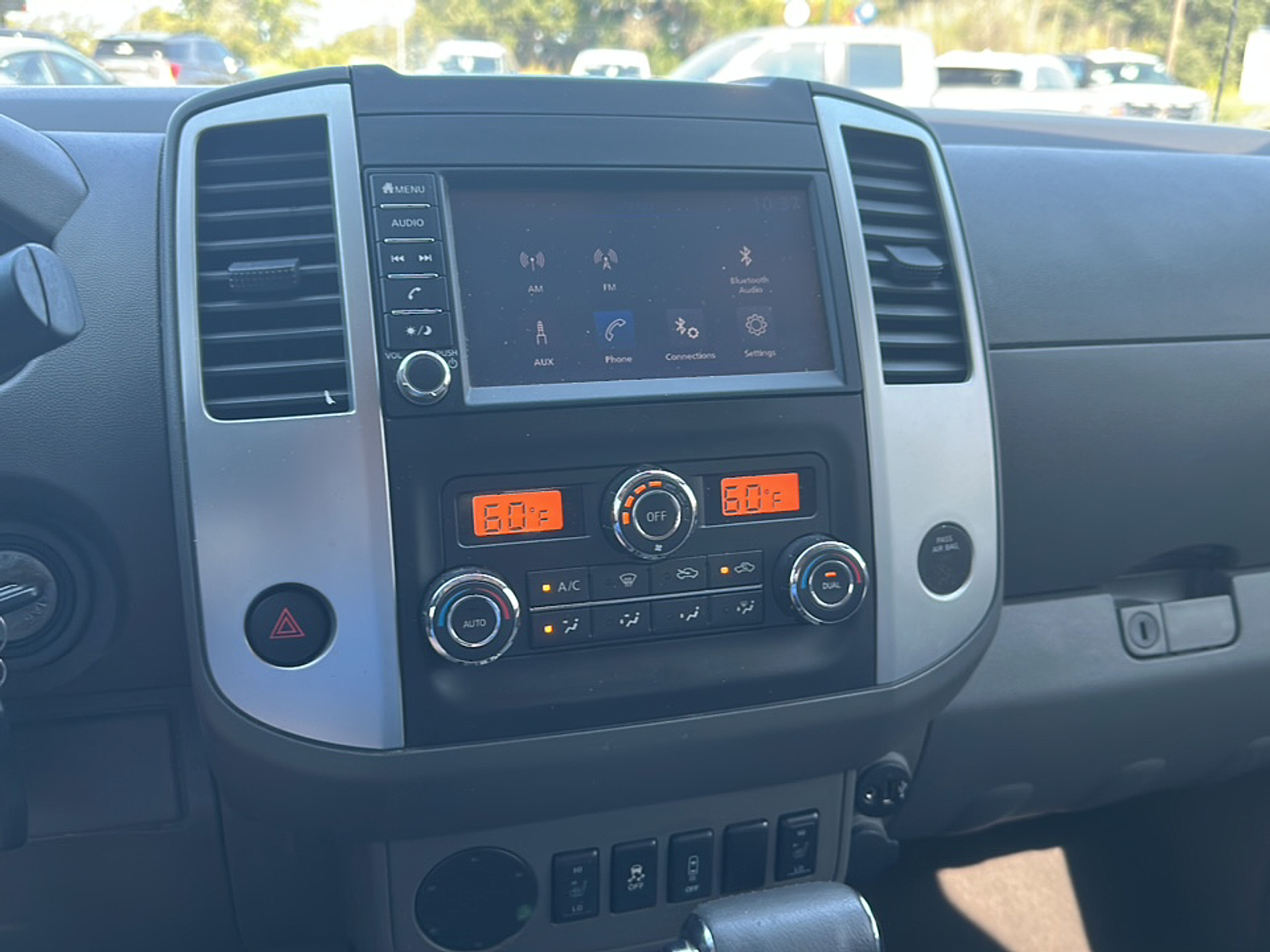 2019 Nissan Frontier SV photo 7