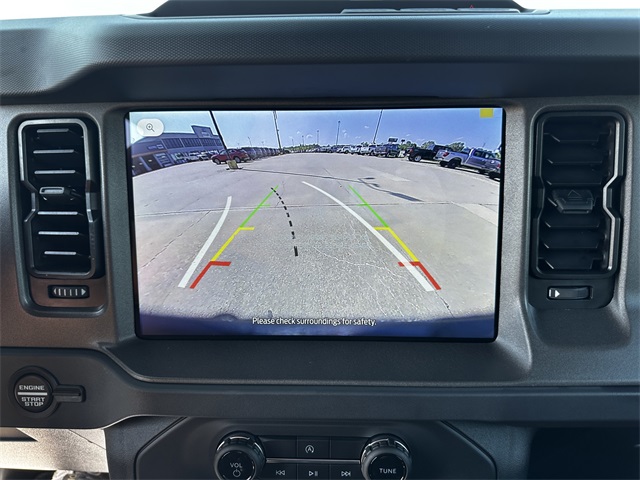 2025 Ford Bronco Base photo 21