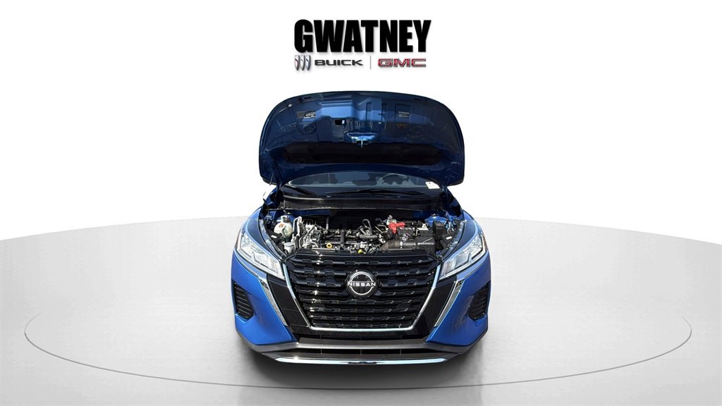 2024 Nissan Kicks SV photo 18