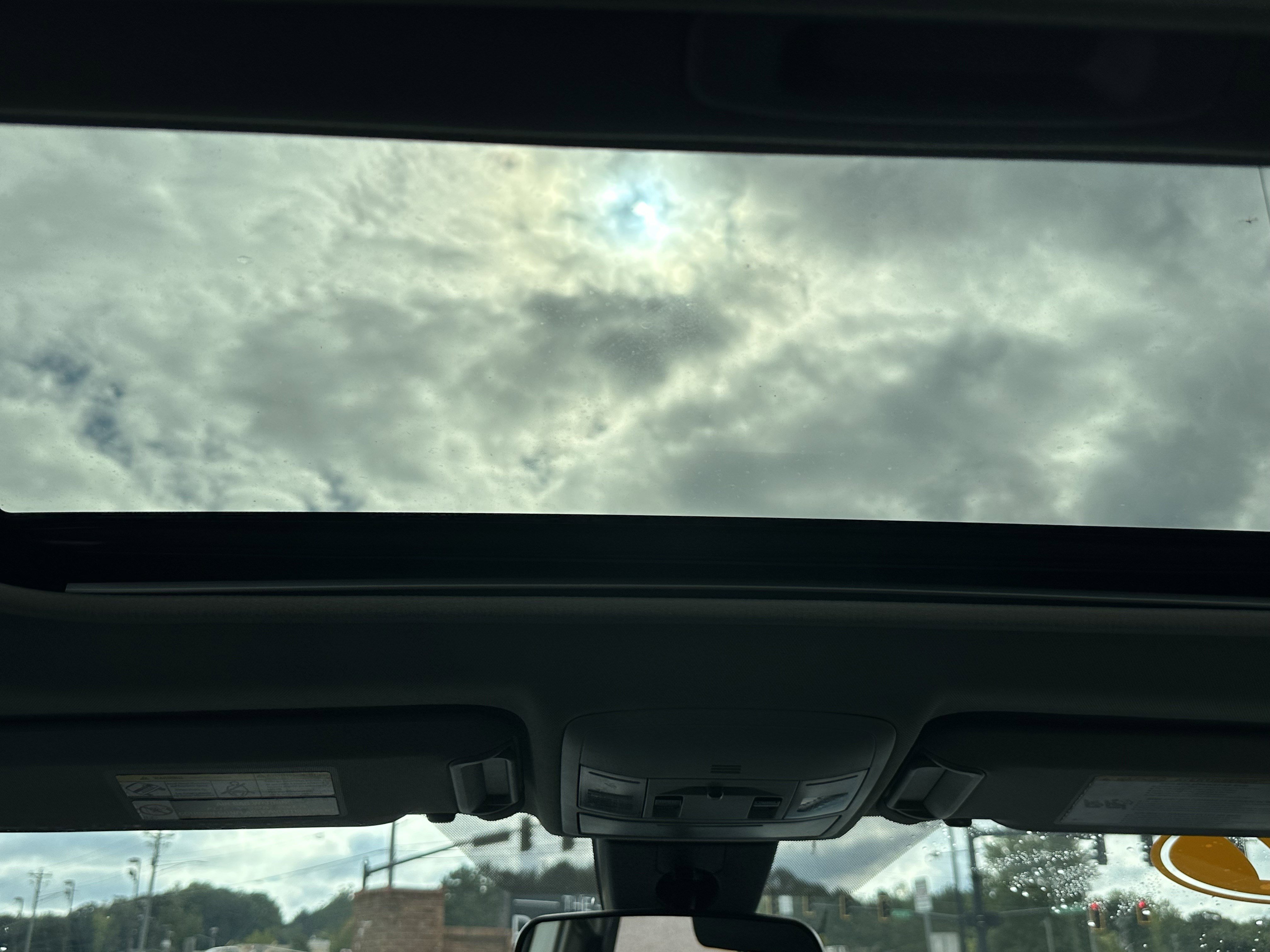 2017 Toyota RAV4 XLE photo 9