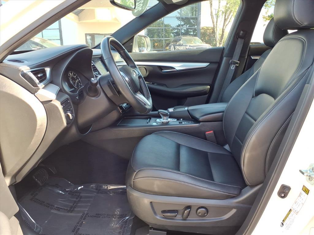2021 Infiniti QX50 Luxe photo 3
