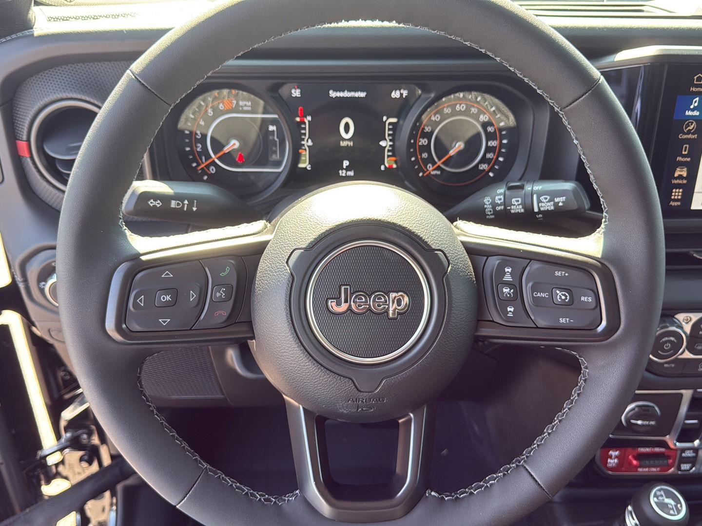 2025 Jeep Wrangler Rubicon photo 16