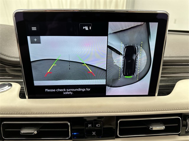 2023 Lincoln Aviator Black Label photo 9