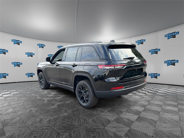 2025 Jeep Grand Cherokee Altitude X photo 3