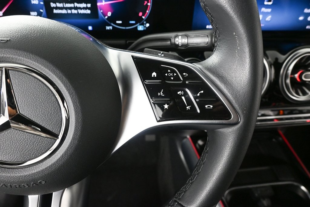 2025 Mercedes Benz GLA 250 photo 9