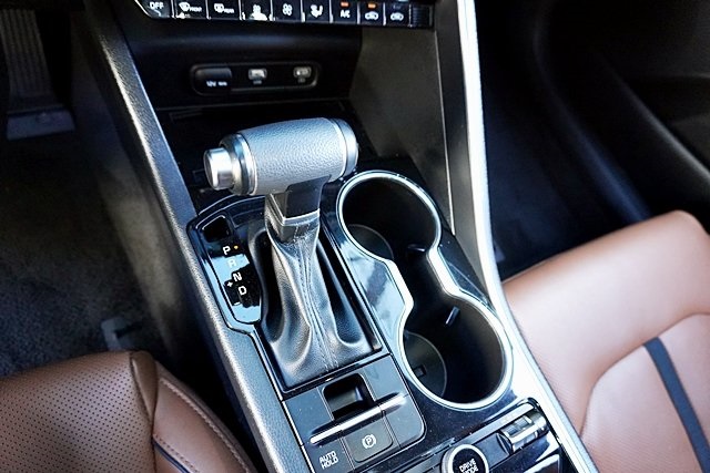 Used 2024 Black Kia GT image 30